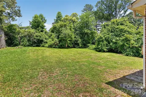 1632 Madison Avenue Charlotte NC 28216