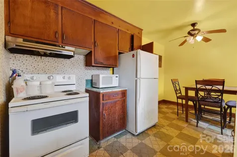 1632 Madison Avenue Charlotte NC 28216