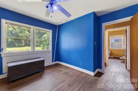 1632 Madison Avenue Charlotte NC 28216