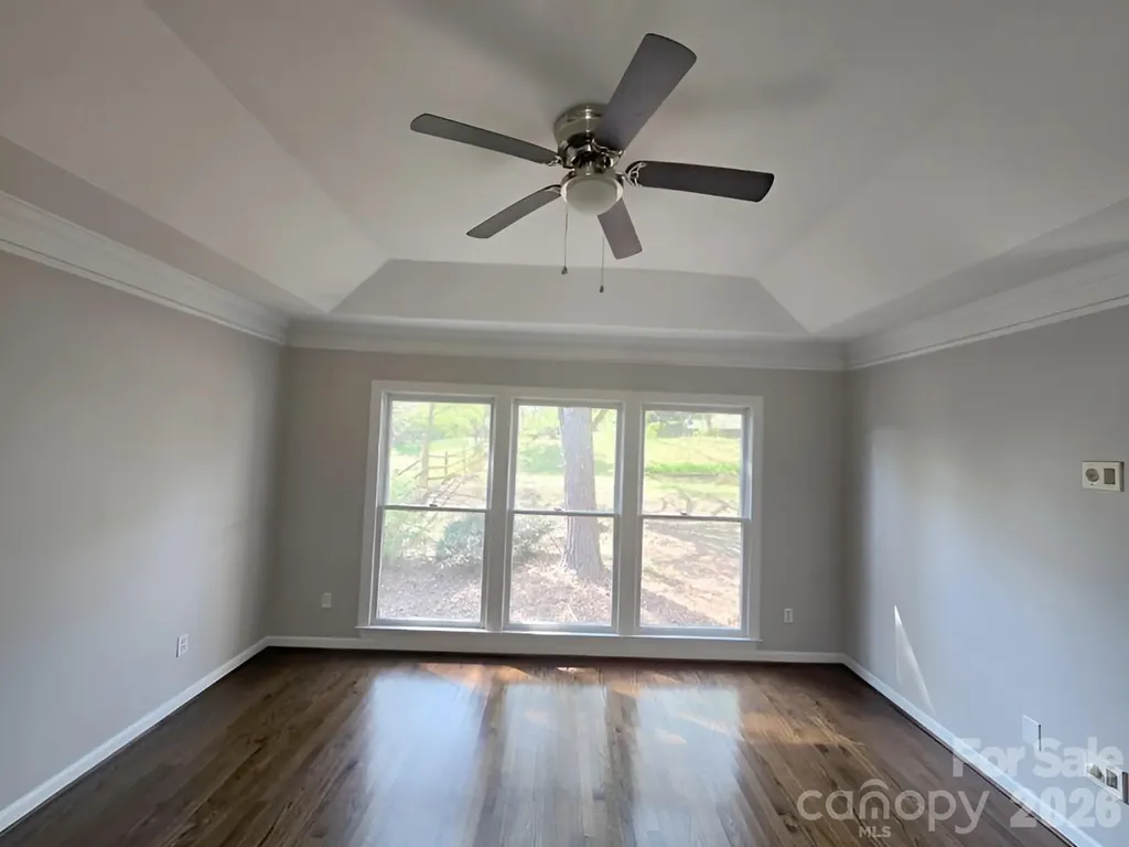 9011 Coleshire Court Charlotte NC 28269