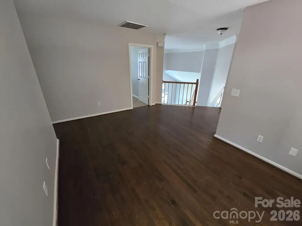 9011 Coleshire Court Charlotte NC 28269