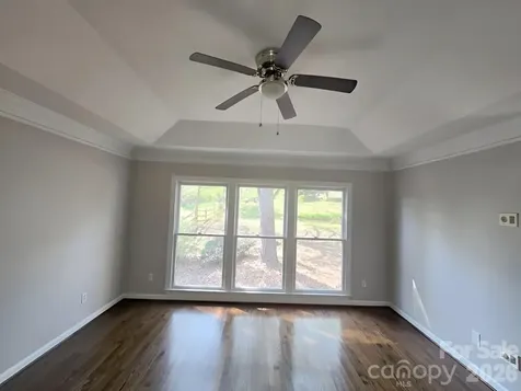 9011 Coleshire Court Charlotte NC 28269
