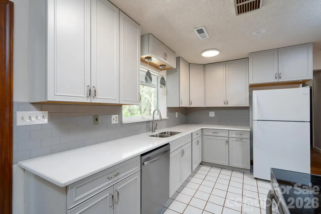1221 Forestdale Drive Salisbury NC 28144