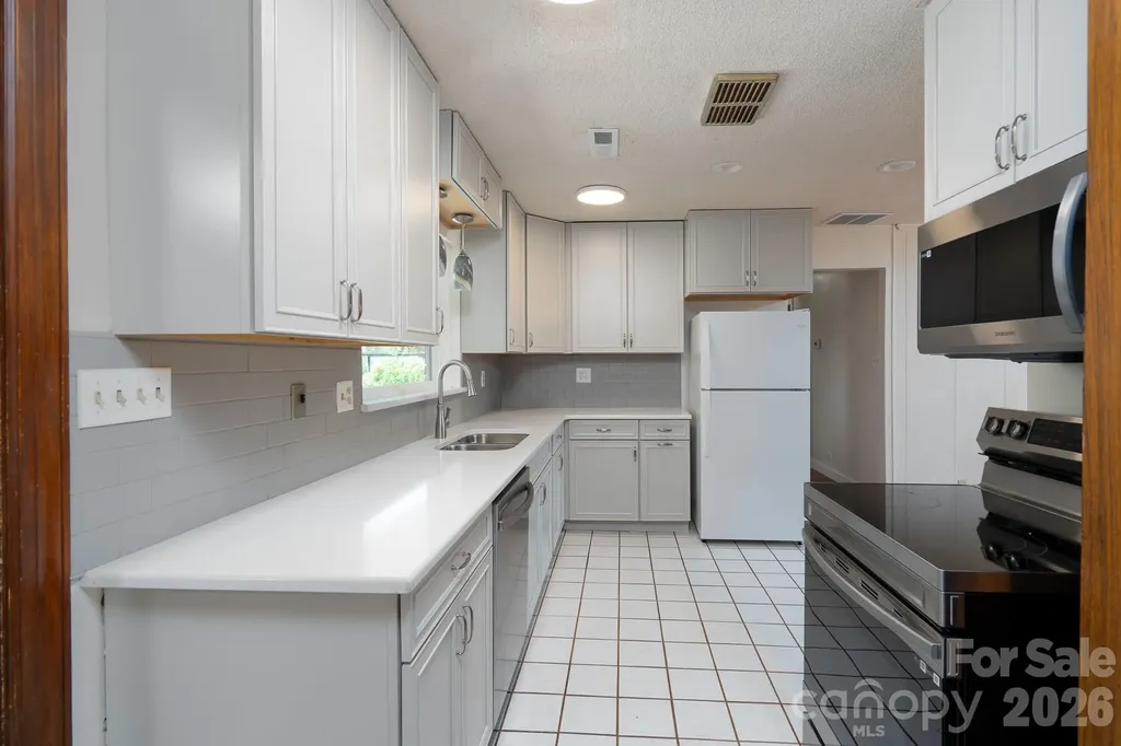 1221 Forestdale Drive Salisbury NC 28144