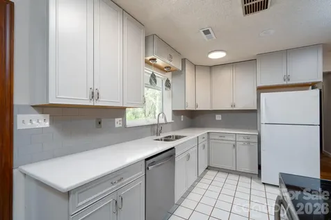 1221 Forestdale Drive Salisbury NC 28144