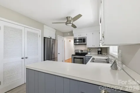 11715 Timber Ridge Road Charlotte NC 28213