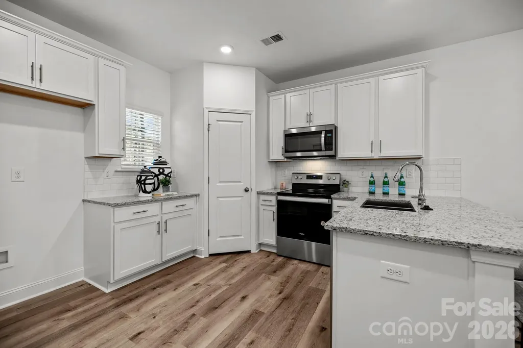 3216 Butler Hill Drive Matthews NC 28105