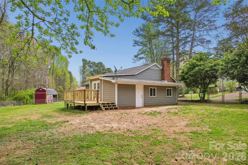 6127 Dovetail Court Charlotte NC 28227