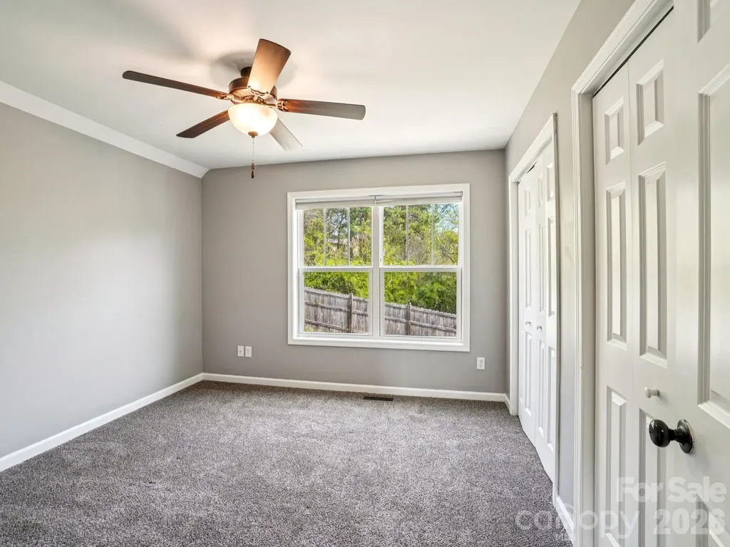 17 Yarrow Meadow Road Weaverville NC 28787