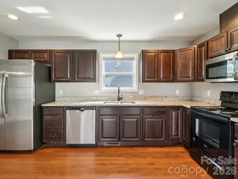 17 Yarrow Meadow Road Weaverville NC 28787