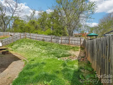 17 Yarrow Meadow Road Weaverville NC 28787