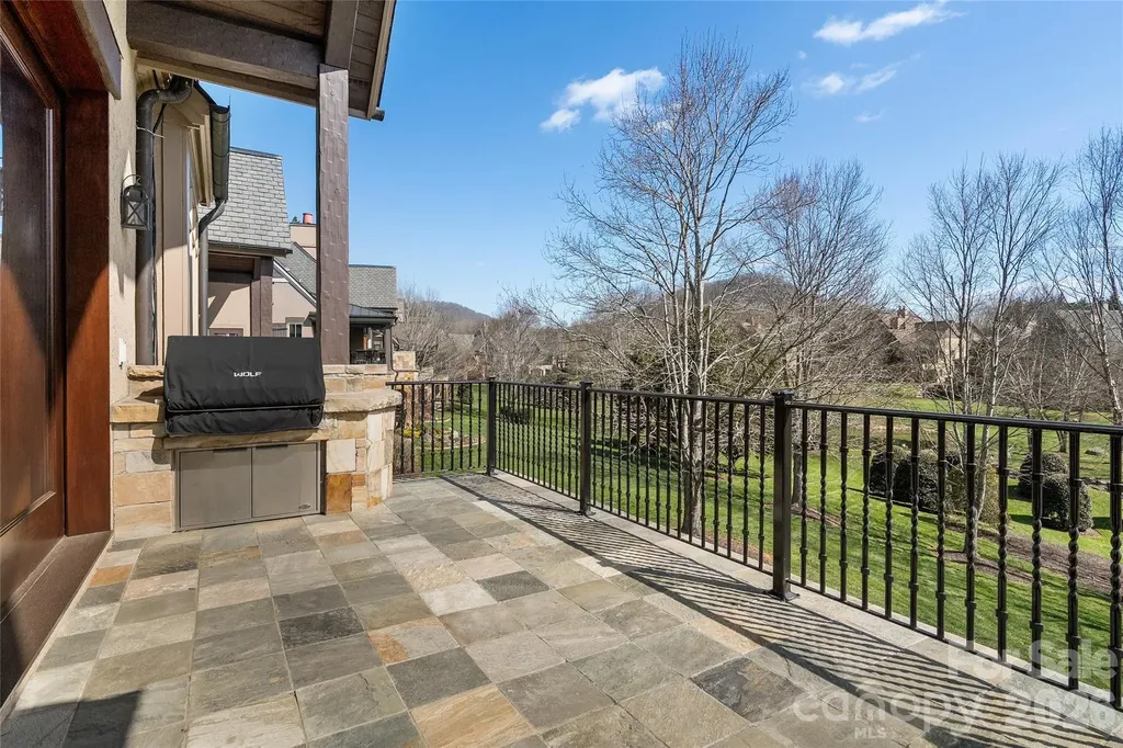 34 Foxbridge Way Arden NC 28704