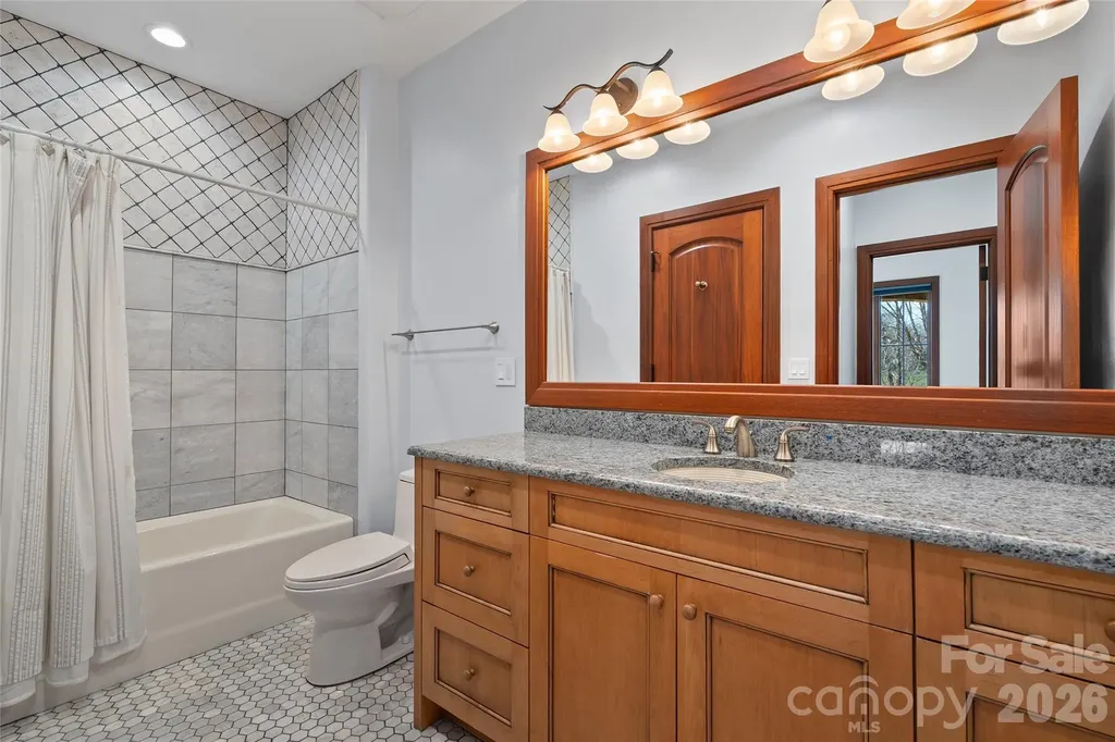 34 Foxbridge Way Arden NC 28704
