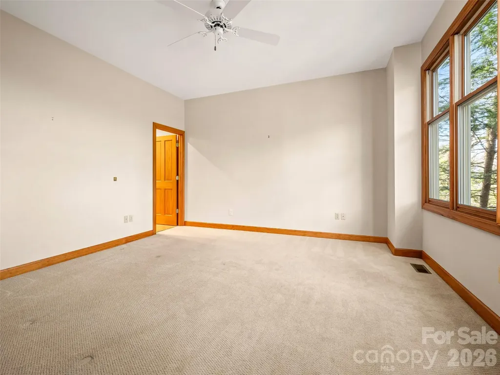 4 Wild Ivy Run Hendersonville NC 28739