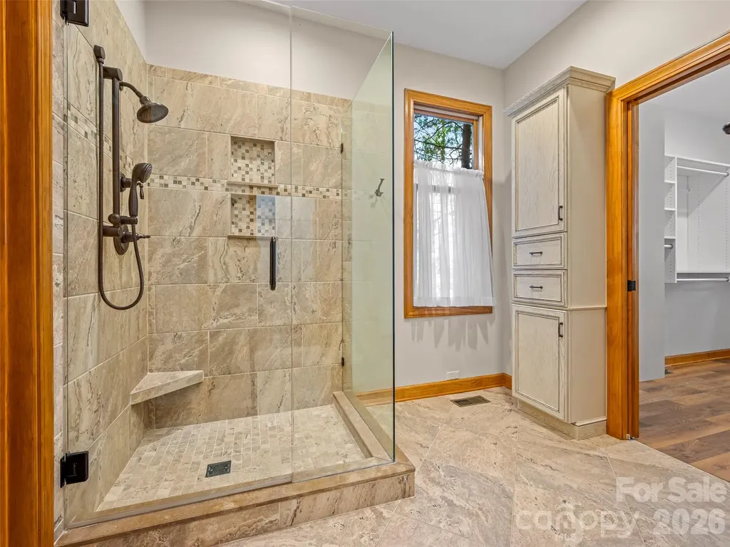4 Wild Ivy Run Hendersonville NC 28739