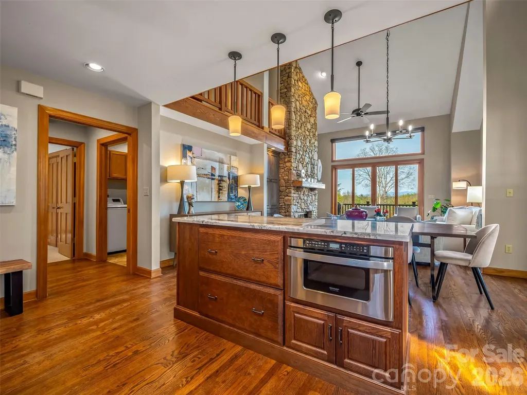 4 Wild Ivy Run Hendersonville NC 28739