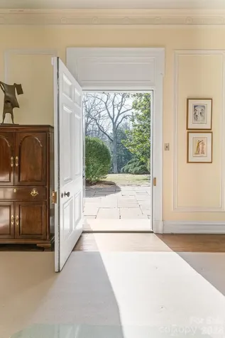 407 Vanderbilt Road Asheville NC 28803