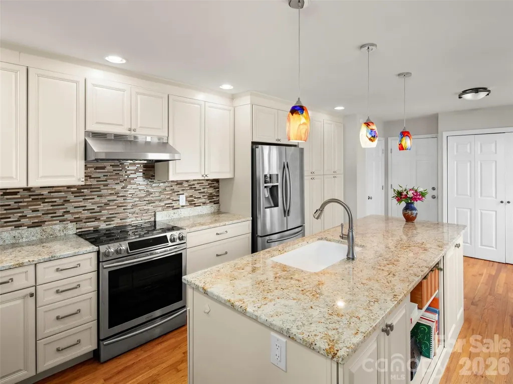 103 Parkway Court Asheville NC 28803