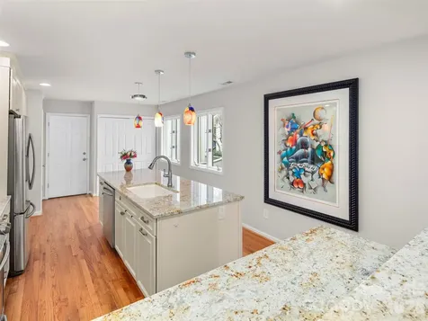103 Parkway Court Asheville NC 28803