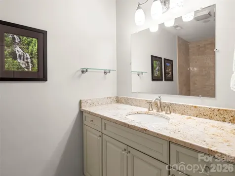103 Parkway Court Asheville NC 28803