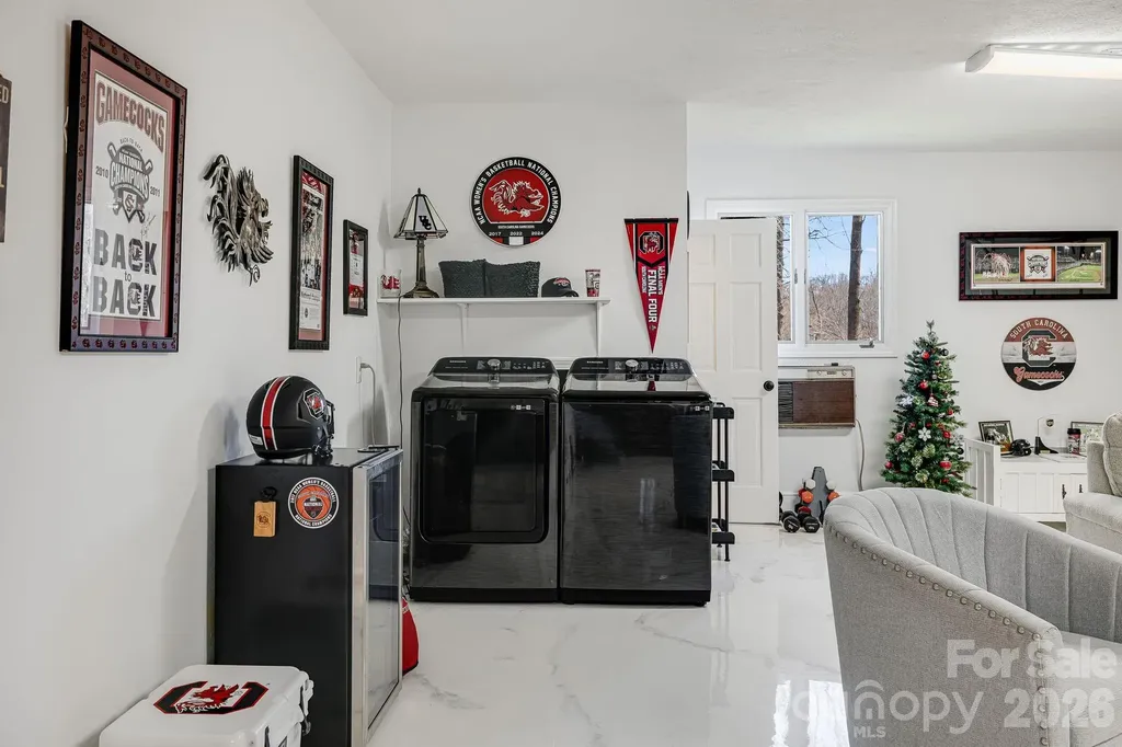 254 Orchard Circle Laurel Park NC 28739