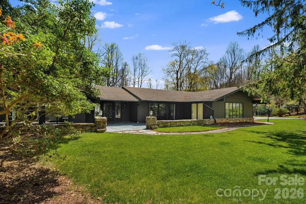 254 Orchard Circle Laurel Park NC 28739