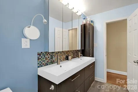 6616 Highbrook Drive Charlotte NC 28212
