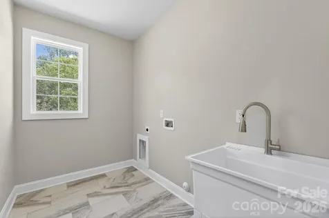 416 Whitmore Street SE Lenoir NC 28645