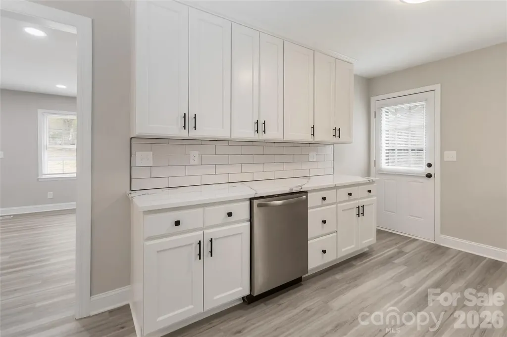 6726 Barrington Drive Charlotte NC 28215
