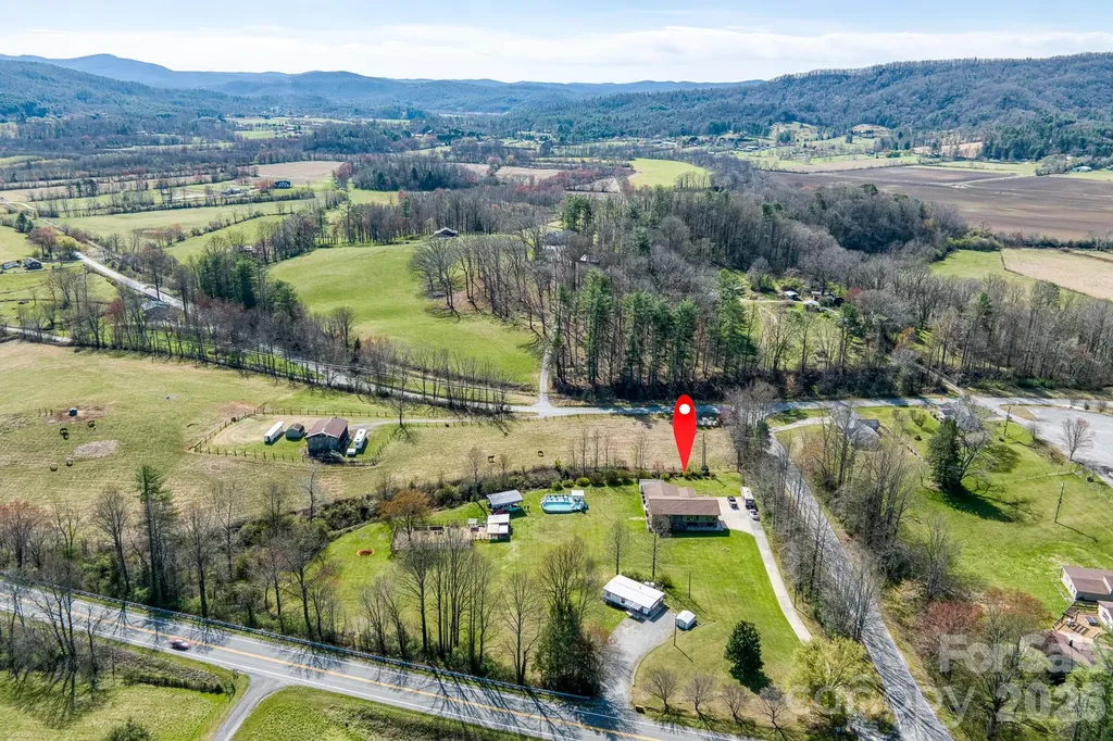 2456 Hendersonville Highway Pisgah Forest NC 28768