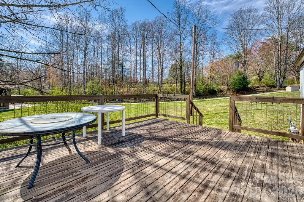2456 Hendersonville Highway Pisgah Forest NC 28768