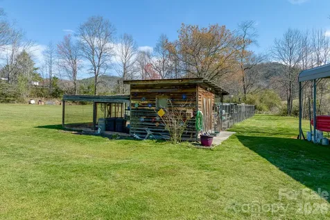 2456 Hendersonville Highway Pisgah Forest NC 28768