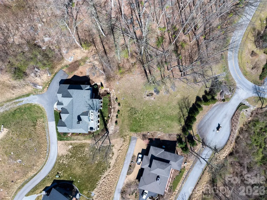 98 Rock Cliff Way Hendersonville NC 28791