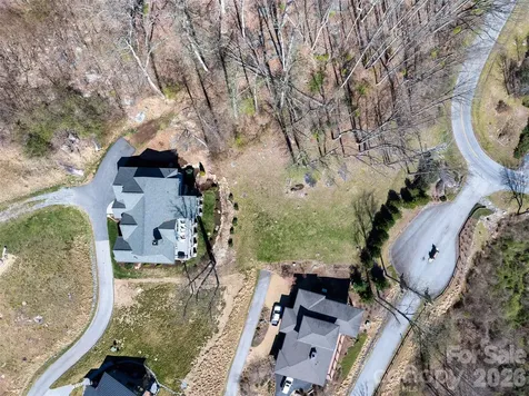 98 Rock Cliff Way Hendersonville NC 28791