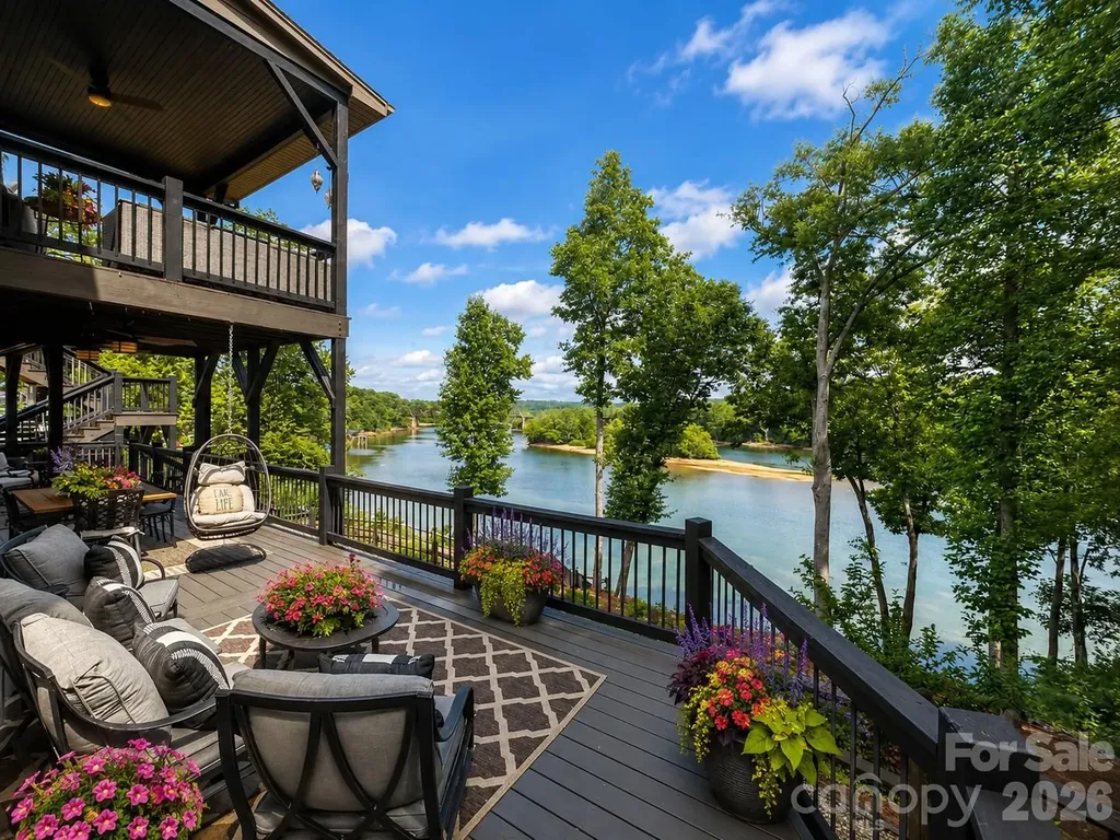 5888 Wood Duck Way Catawba NC 28609
