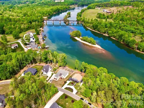 5888 Wood Duck Way Catawba NC 28609