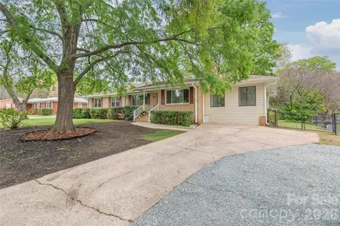 7537 Monroe Road Charlotte NC 28212