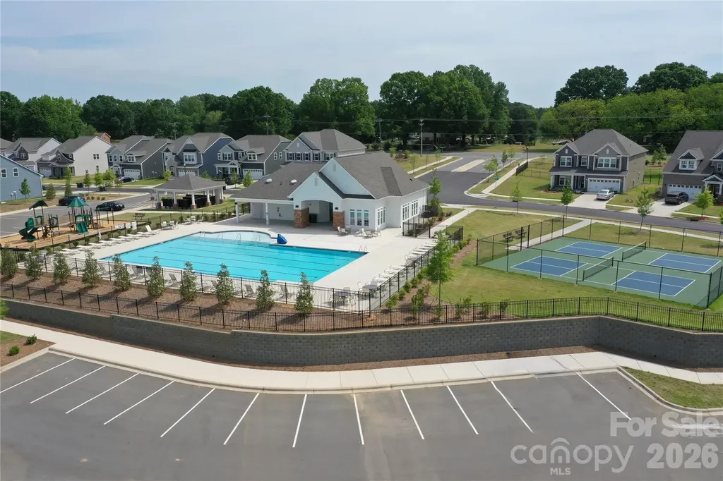 634 Downshire Road NW Concord NC 28027
