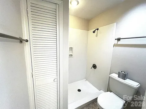 108 Glenbrook Drive Hendersonville NC 28739