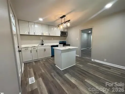 505 E Robinson Street Gaffney SC 29340