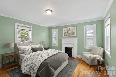 832 Sand Hill Road Asheville NC 28806