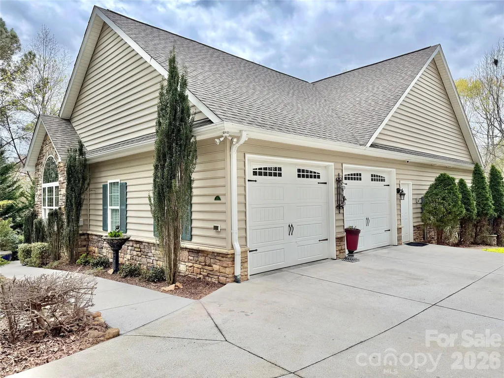 164 Ridge Point Drive Stony Point NC 28678
