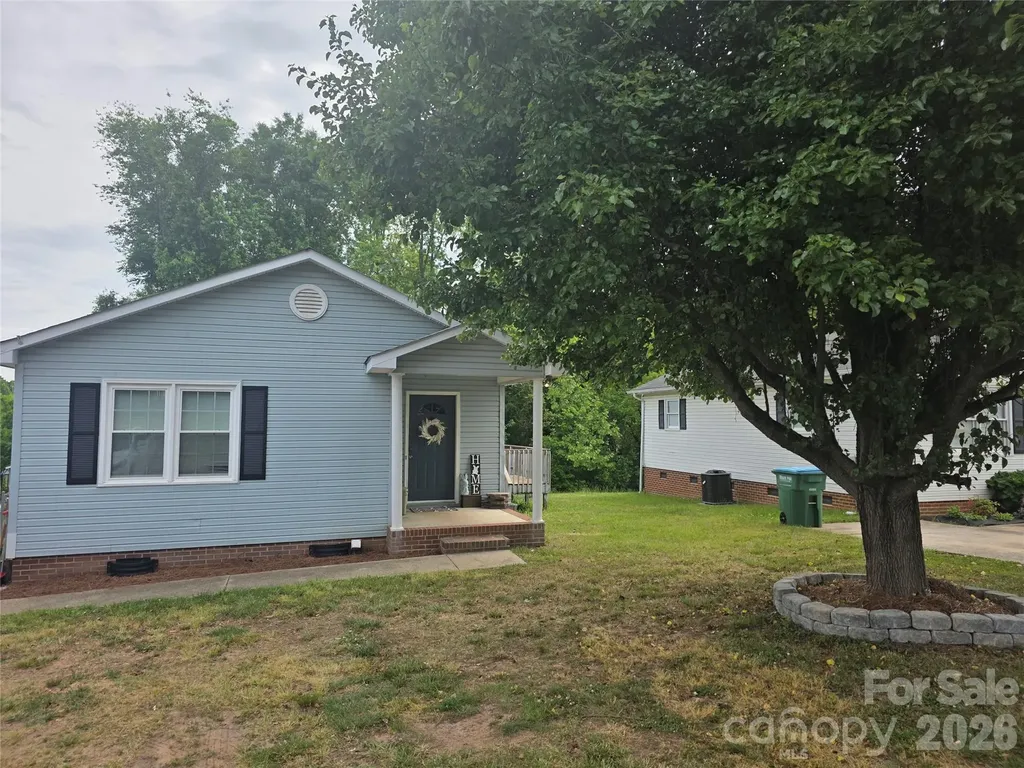 220 E Alabama Avenue Bessemer City NC 28016