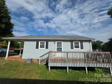 220 E Alabama Avenue Bessemer City NC 28016
