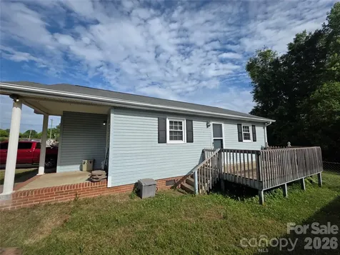 220 E Alabama Avenue Bessemer City NC 28016