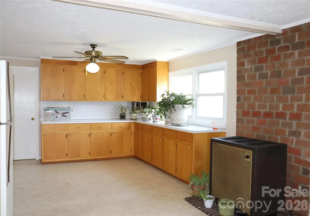 4543 Horseshoe Bend Road Hudson NC 28638