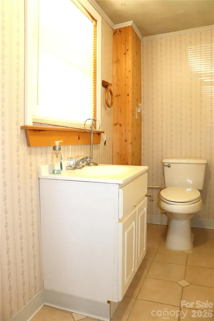 4543 Horseshoe Bend Road Hudson NC 28638