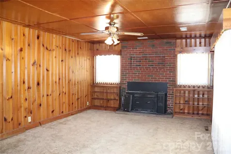 4543 Horseshoe Bend Road Hudson NC 28638