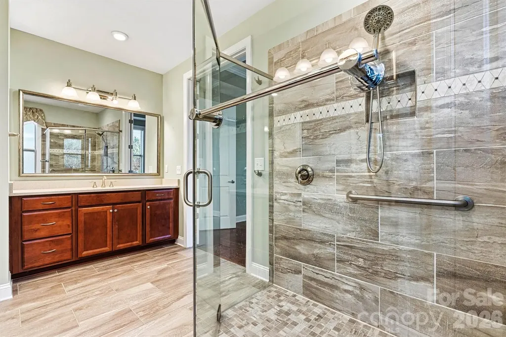 6313 Good News Drive Charlotte NC 28215