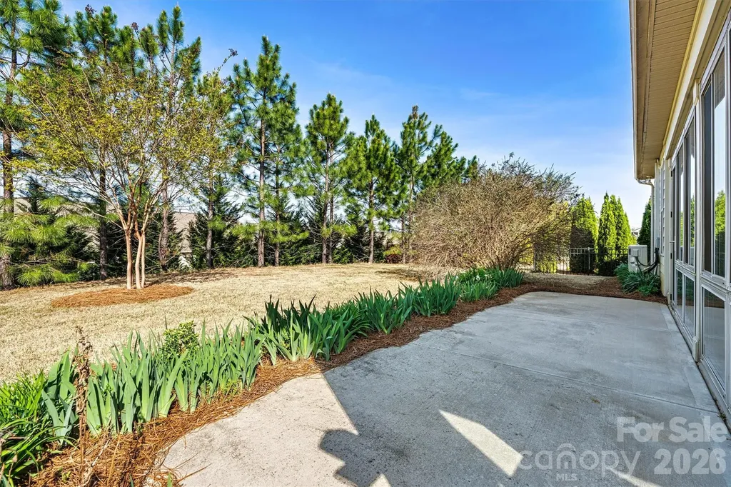 6313 Good News Drive Charlotte NC 28215